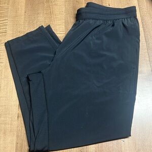 Men’s Nike Yoga pants, phenomenal feel and fit. XL, like new